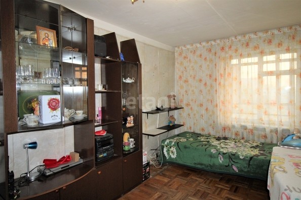 
   Продам 4-комнатную, 80 м², Симферопольская ул, 40

. Фото 12.