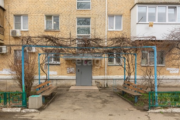 
   Продам 2-комнатную, 44.4 м², Новороссийская ул, 180

. Фото 3.