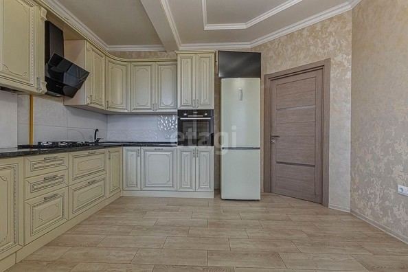 
   Продам 2-комнатную, 53 м², Беговая ул, 56/2

. Фото 2.