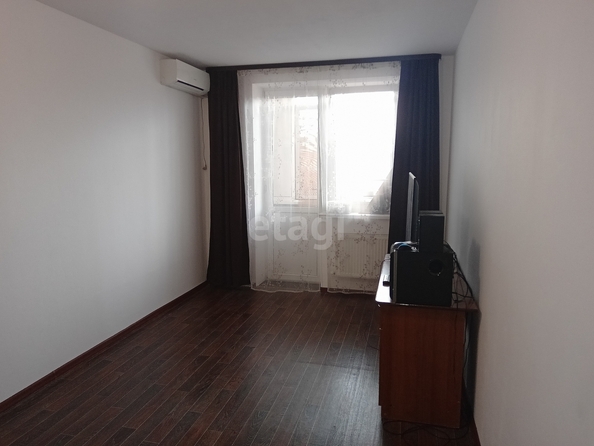 
   Продам 1-комнатную, 37.5 м², Ангарская ул, 2/2

. Фото 1.