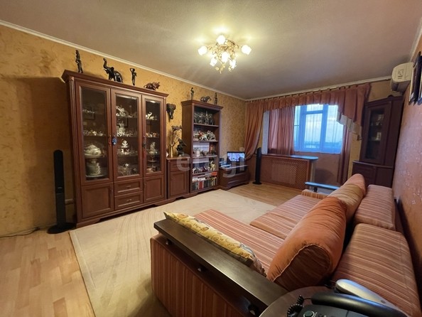 
   Продам 2-комнатную, 52 м², Ставропольская ул, 96

. Фото 1.