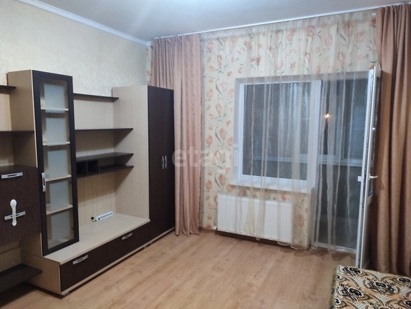 
   Продам 2-комнатную, 49 м², Донбасская ул, 61

. Фото 7.