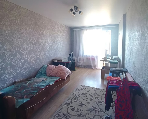 
   Продам 2-комнатную, 57.3 м², Командорская ул, 9/2

. Фото 5.