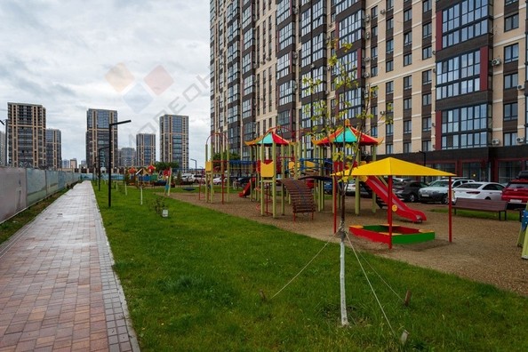 
   Продам 1-комнатную, 52.6 м², Любимово мкр, 16

. Фото 2.