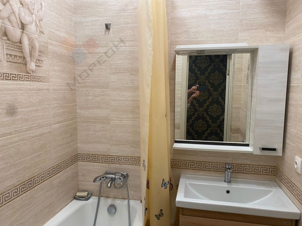 
   Продам 2-комнатную, 62.9 м², Домбайская ул, 6/1

. Фото 15.