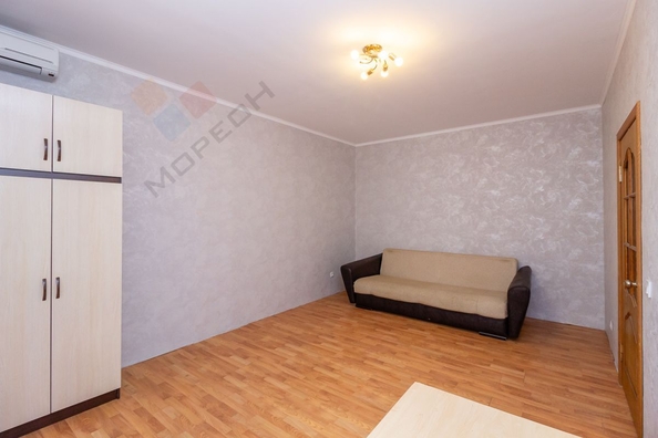 
   Продам 1-комнатную, 40 м², Тюляева ул, 4/1

. Фото 10.