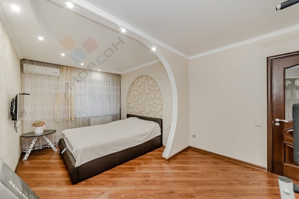 
   Продам 3-комнатную, 63.5 м², Тургенева ул, 166

. Фото 6.