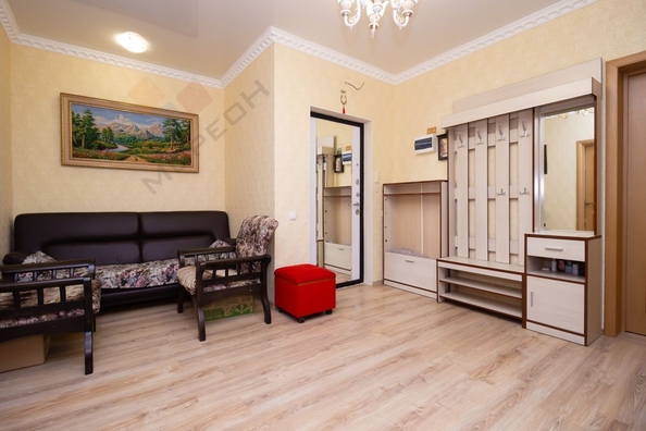 
   Продам 2-комнатную, 90.5 м², Бородинская ул, 10

. Фото 20.