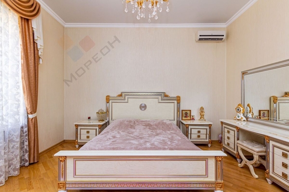 
   Продам дом, 458.9 м², Краснодар

. Фото 6.