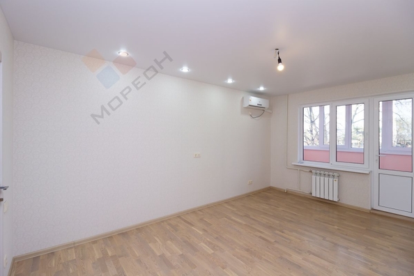 
   Продам 3-комнатную, 69.6 м², Уральская ул, 180

. Фото 23.