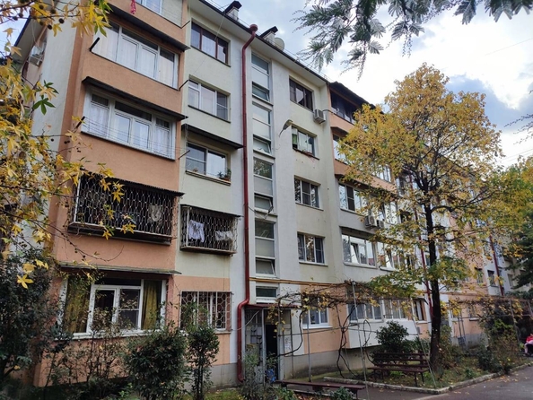 
   Продам 1-комнатную, 32 м², Голубые дали ул, 4

. Фото 10.