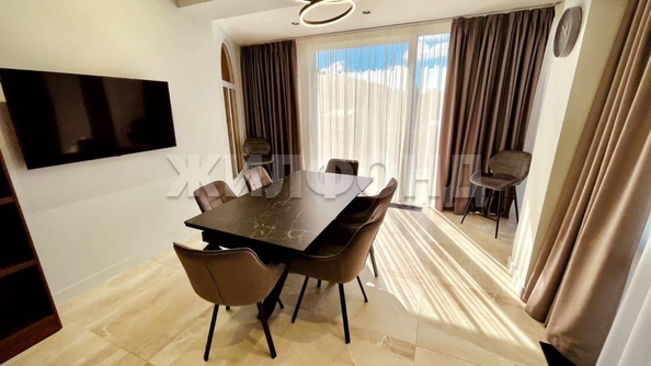 
   Продам дом, 230 м², Черешня

. Фото 4.