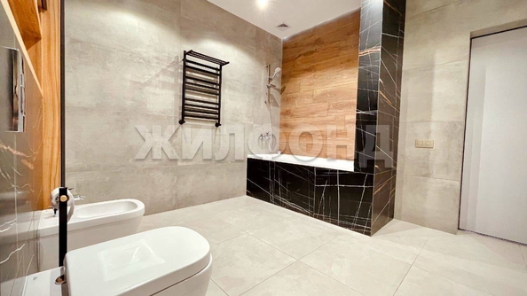 
   Продам дом, 230 м², Черешня

. Фото 5.
