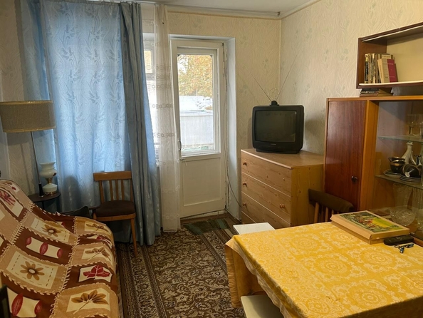 
   Продам 2-комнатную, 43 м², Горького ул, 56

. Фото 1.