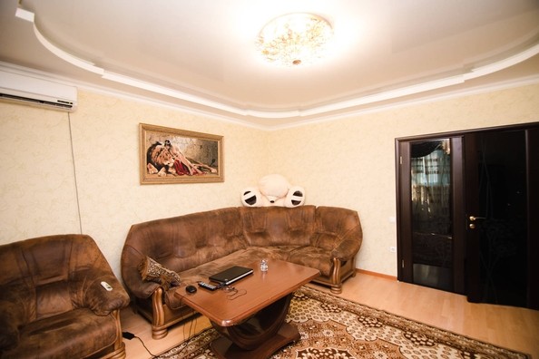 
   Продам 3-комнатную, 81 м², Яблочная ул, 27В

. Фото 2.