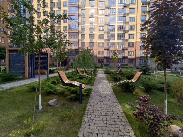 
   Продам 2-комнатную, 60 м², 2-я Российская ул, 162

. Фото 2.