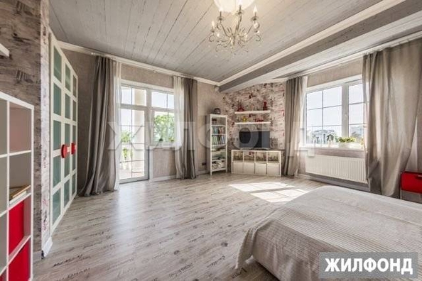 
   Продам дом, 300 м², Сочи

. Фото 9.
