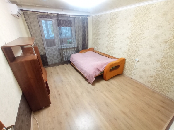 
   Продам 1-комнатную, 39 м², Объездная ул, 39

. Фото 1.