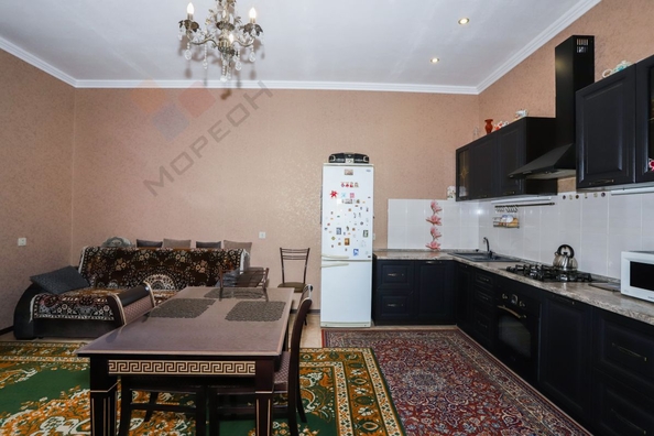 
   Продам дом, 215.1 м², Краснодар

. Фото 14.