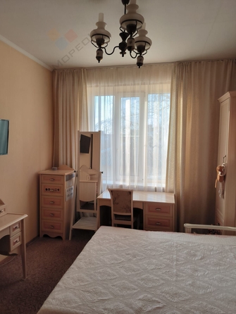 
   Продам 3-комнатную, 72 м², Захарова ул, 23

. Фото 2.