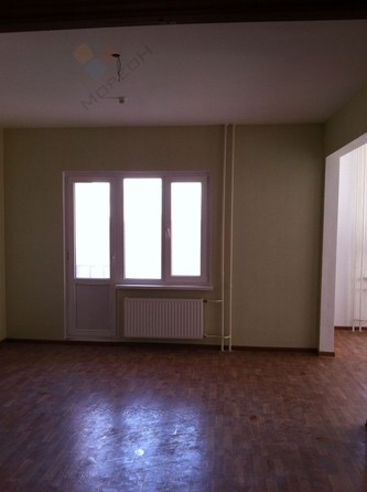 
   Продам 2-комнатную, 74.8 м², Восточно-Кругликовская ул, 46/А

. Фото 2.