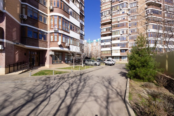 
   Продам помещение свободного назначения, 54.7 м², Кубанская ул, 45/3

. Фото 28.