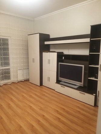 
   Продам 1-комнатную, 50 м², Цветочная ул, д 8

. Фото 9.