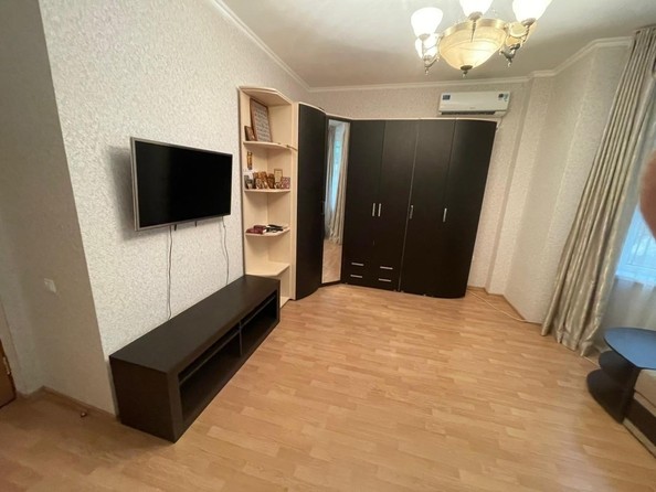 
   Продам 2-комнатную, 65 м², Майская ул, д 15

. Фото 25.