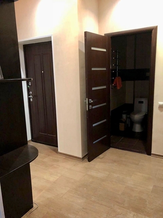 
   Продам 2-комнатную, 65 м², Орджоникидзе ул, 8

. Фото 3.