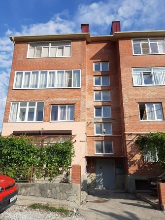 
   Продам 3-комнатную, 90 м², Баргузинская ул, 4

. Фото 3.