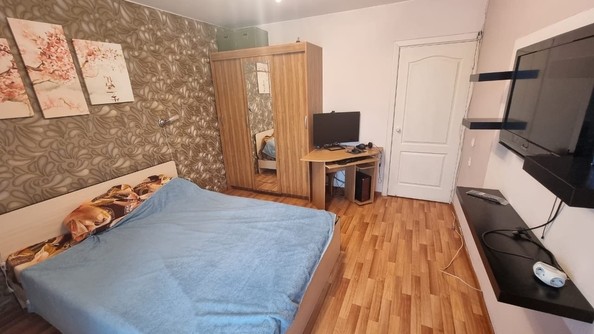 
   Продам 3-комнатную, 80 м², Маршала Жукова ул, к 3

. Фото 5.