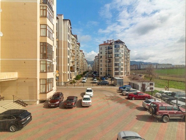 
   Продам 3-комнатную, 83 м², Крымская ул, д 21

. Фото 4.