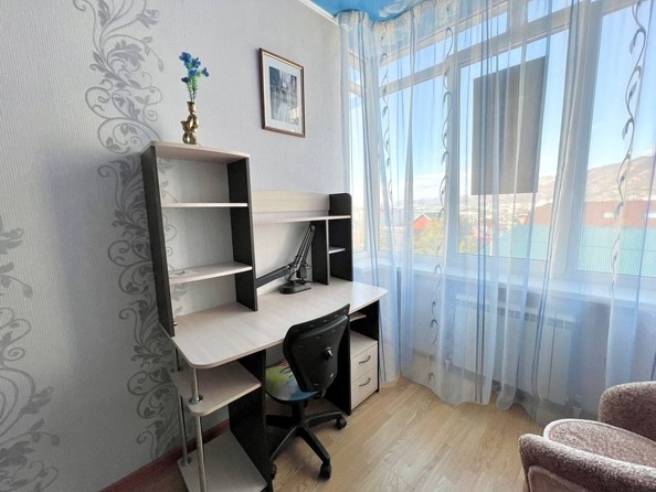 
   Продам 3-комнатную, 67 м², Свердлова ул, д 16

. Фото 34.