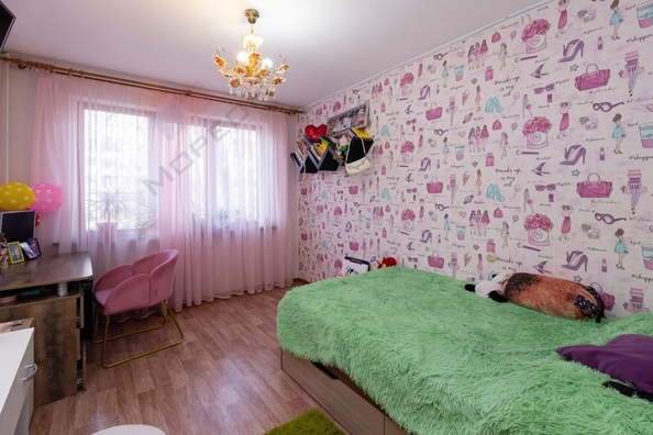 
   Продам 3-комнатную, 69 м², Симферопольская ул, 12

. Фото 12.