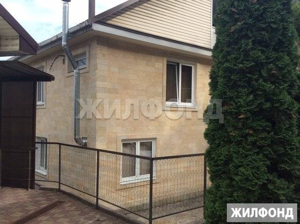 
   Продам дом, 300 м², Сочи

. Фото 3.
