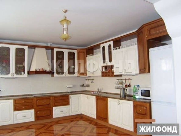 
   Продам дом, 250 м², Сочи

. Фото 6.
