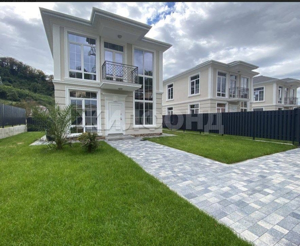 
   Продам дом, 120 м², Сочи

. Фото 1.