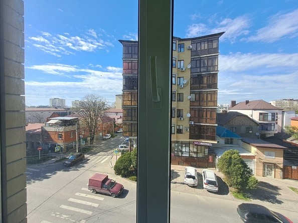 
   Продам 1-комнатную, 41 м², Самбурова ул, 236

. Фото 10.