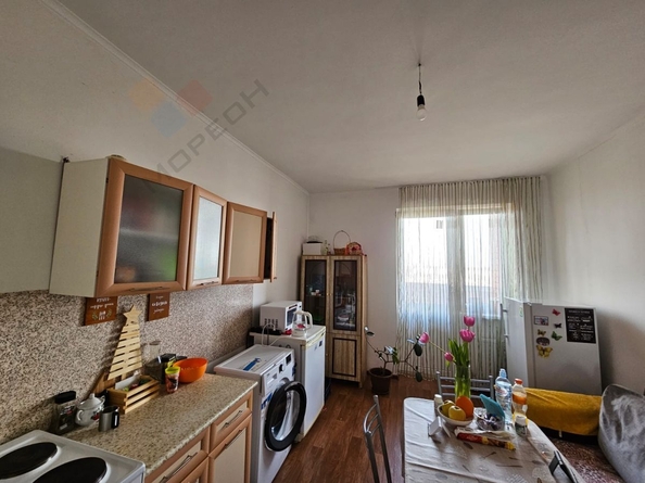 
   Продам 2-комнатную, 66.6 м², Марины Цветаевой ул, 15

. Фото 5.