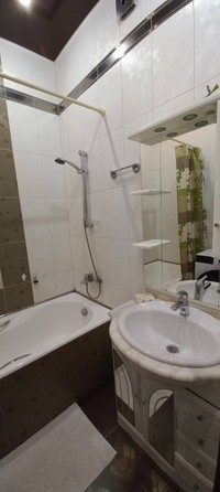 
   Продам 2-комнатную, 76 м², Невская ул, 18

. Фото 16.