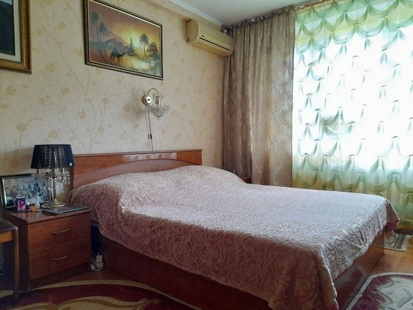 
   Продам 3-комнатную, 66 м², Кольцова ул, 19

. Фото 17.