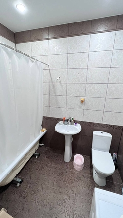 
   Продам 1-комнатную, 38.8 м², Изумрудная ул, 44/1

. Фото 11.