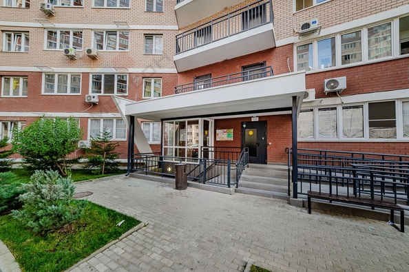 
   Продам 1-комнатную, 29.8 м², Западный Обход ул, 45к1

. Фото 12.