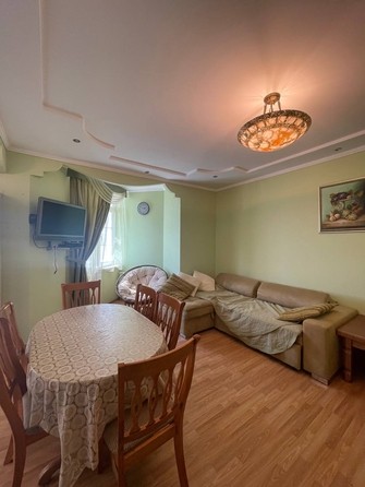 
   Продам 3-комнатную, 90 м², Ленина ул, д 23

. Фото 2.