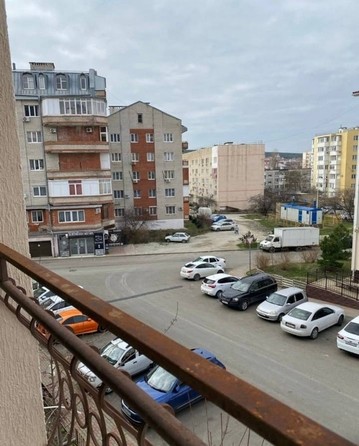 
   Продам 1-комнатную, 36 м², Дивноморская ул, к 3

. Фото 3.