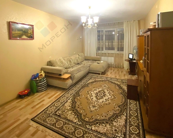 
   Продам 3-комнатную, 92 м², Восточно-Кругликовская ул, 48/1

. Фото 1.