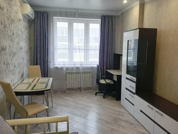 
   Продам 1-комнатную, 38 м², Парковая ул, 60к3

. Фото 3.