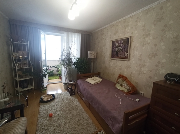 
   Продам 2-комнатную, 63 м², Ленина ул, 179к2

. Фото 11.