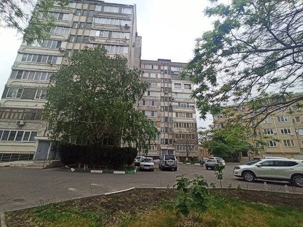 
   Продам 2-комнатную, 63 м², Ленина ул, 179к2

. Фото 23.