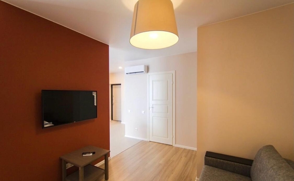 
   Продам 1-комнатную, 63 м², Кирова ул, 84

. Фото 12.